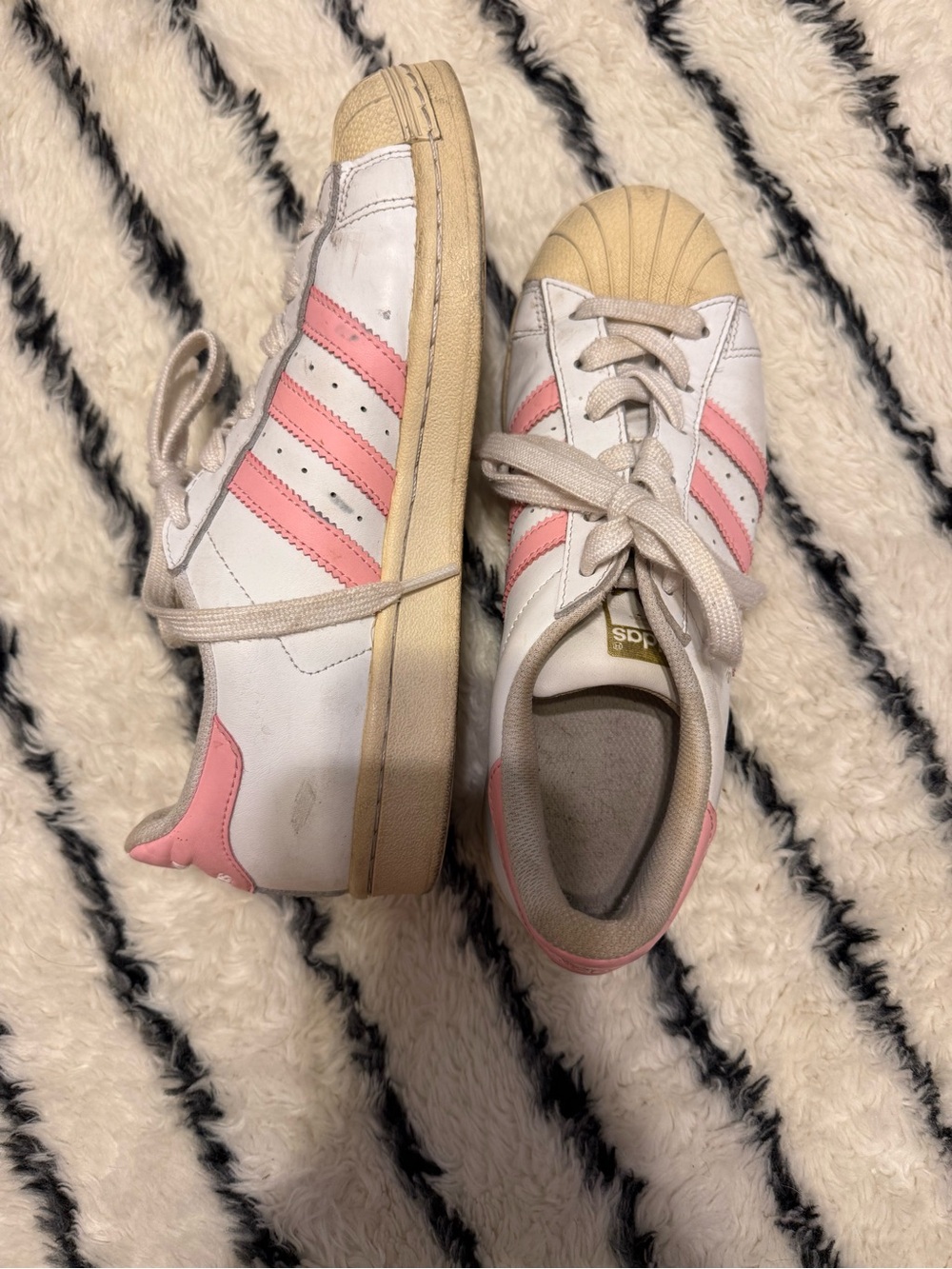 PINK ADIDAS SAMBAS - Picture 4 of 6
